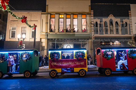 AshlandChristmasParade1225AWB_6677