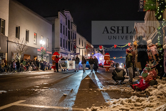 AshlandChristmasParade1225AWB_6687