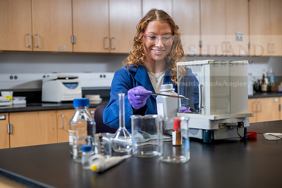 ToxicologyNiedermier1225AWB_8410