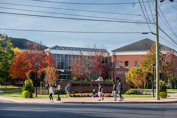 FallCampusLife1024AWB_4996