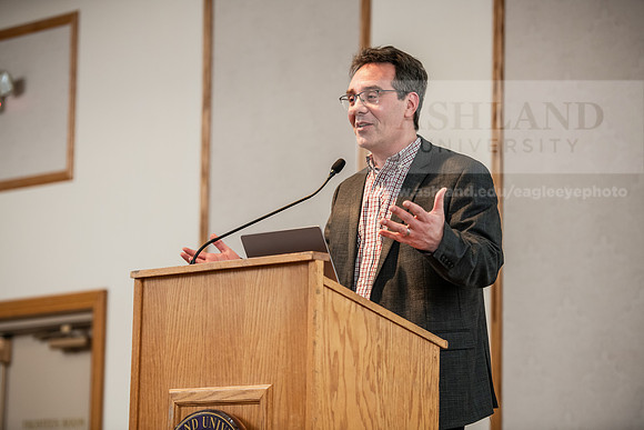 MatthewLee_ACNStrattonConfKeynote0225AWB_7090