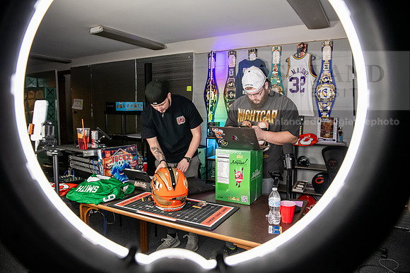 DormDudesBusiness0225AWB_3988