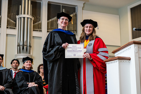 051AcademicHonorsConvocation0426AWB_2542