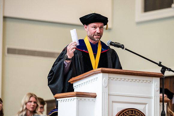 093AcademicHonorsConvocation0426AWB_2623