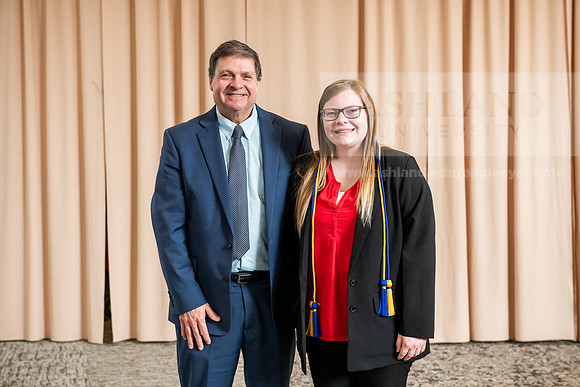 014Bailey_Kendall0425AWB_4861