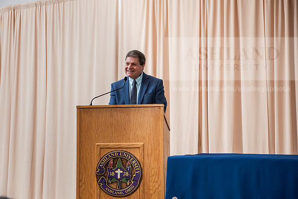 059COBEBetaGammaSigmaCeremony0425AWB_4975