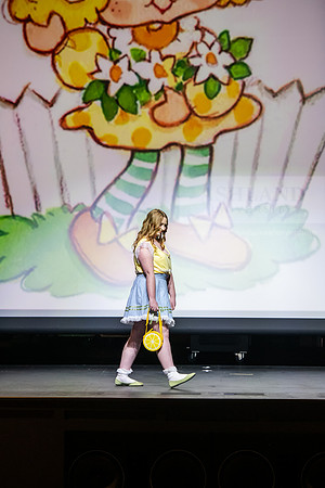 029FashionMerchFashionShow0425AWB_0843