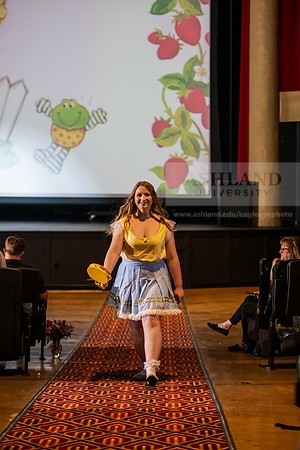 030FashionMerchFashionShow0425AWB_0846