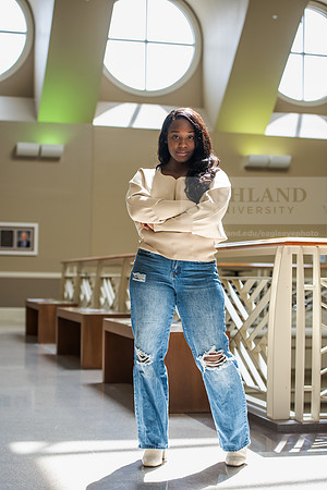 MBAAmyaBrown0425AWB_5418