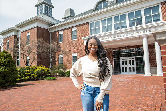 MBAAmyaBrown0425AWB_5463