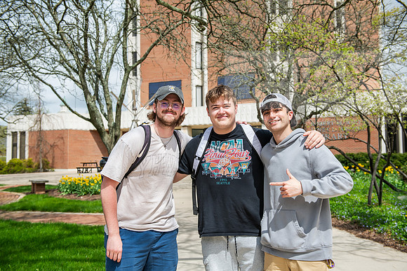 SpringCampusFinalsWeek0425AWB_0706