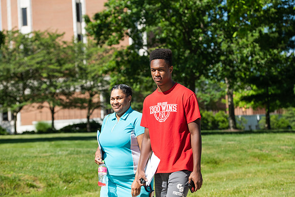 SummerOrientationNo50622ALW_5206
