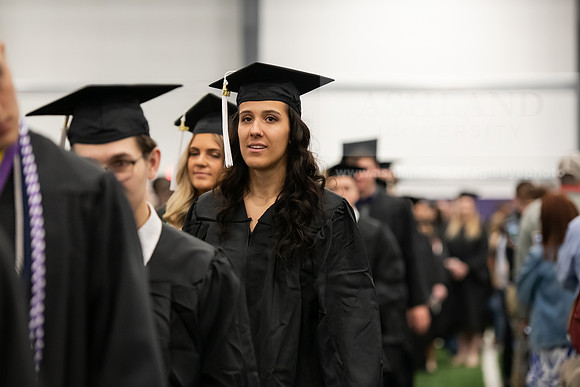089SPGradProcessional0522ALW_0539