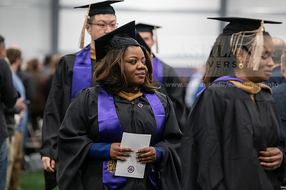 037SPGradProcessional0522ALW_0472