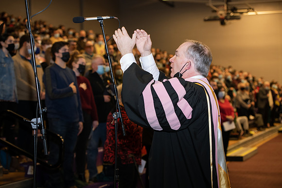 092WiGradCeremony1221ALW_6374
