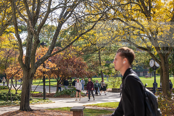 FallCampusLife1024AWB_5562