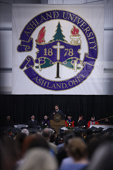 GRAD525_JK_8790