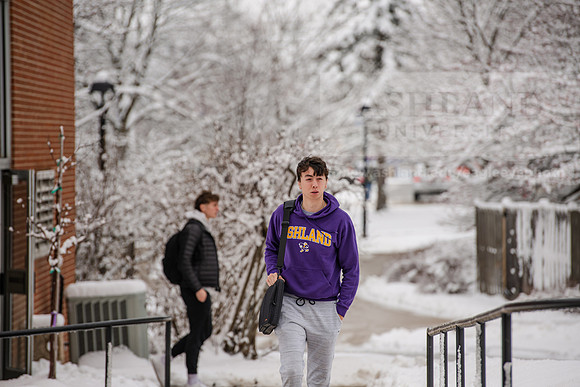 WinterCampusLife0123ALW_4130