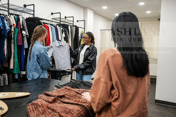 McBsCareerClosetFashionMerch1025AWB_7098