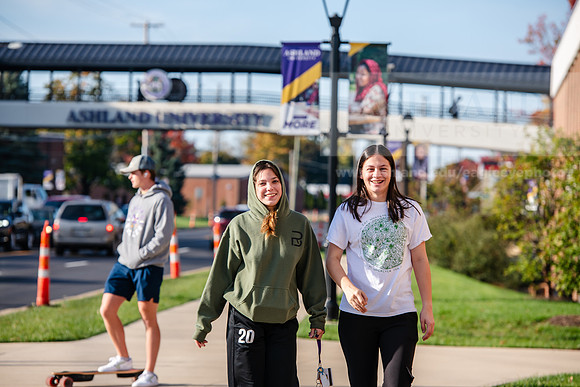 FallCampusLife1024AWB_4985
