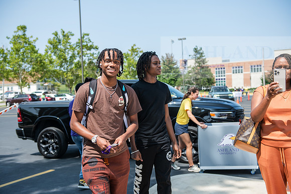 MoveInDay0824AWB_0264