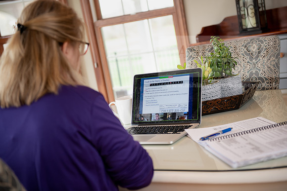 OnlineEducation0420ALW_0689