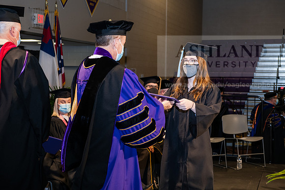 004BachelorEducationWiGrad1221ALW_7015