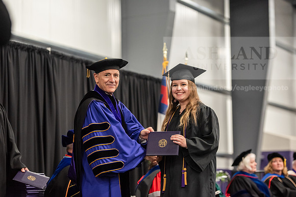 105SpGradBachelorScienceBusiness0524ALW_7886
