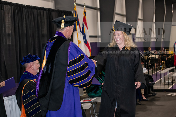 081SPGraduate0523ALW_3206