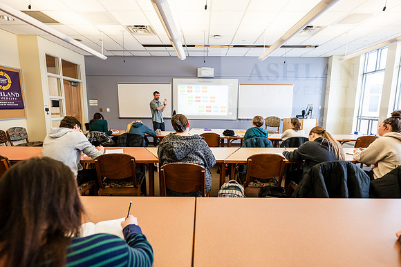 PsychologyClassChartier0226AWB_6765