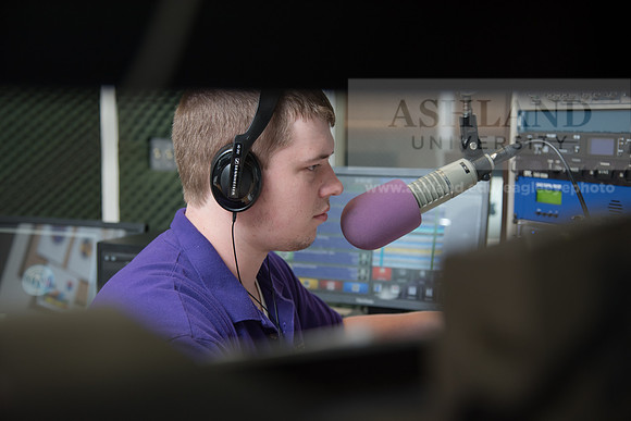 WRDLRadio0916ALW_8232