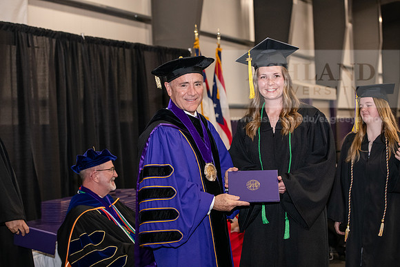 228SPGraduate0523ALW_2757
