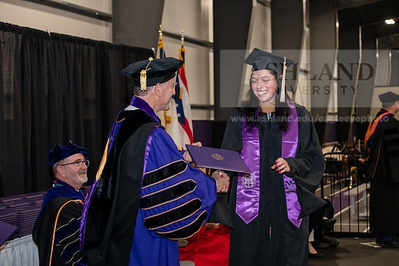 007SPGraduate0523ALW_2285