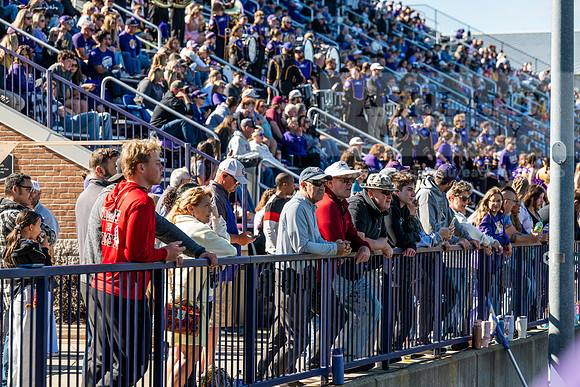 HomecomingAUvTiffinFtball1026AWB_3766