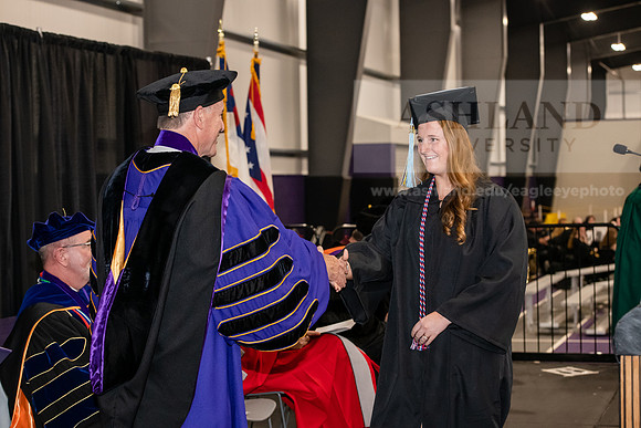 028SPGraduate0523ALW_3010