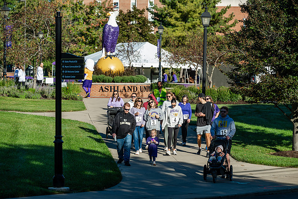 Homecoming5kRunWalk1026AWB_1290