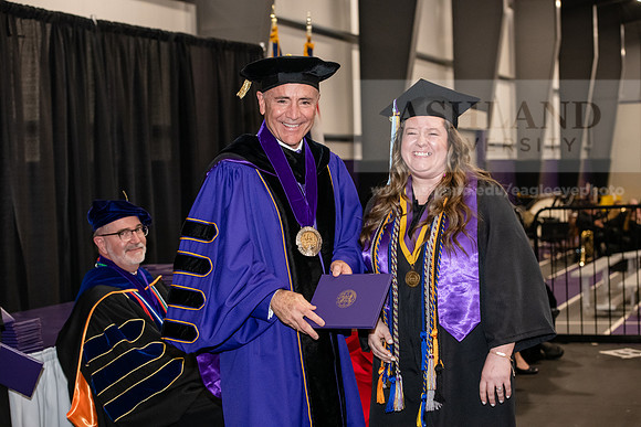 024SPGraduate0523ALW_3008