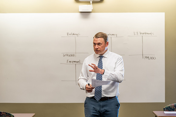 COBEAccountingProfHinkel1026AWB_4760