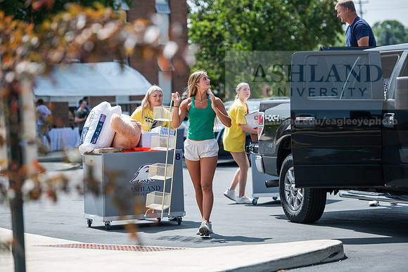 MoveInDay0824AWB_0339