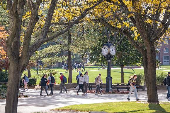 FallCampusLife1024AWB_5535