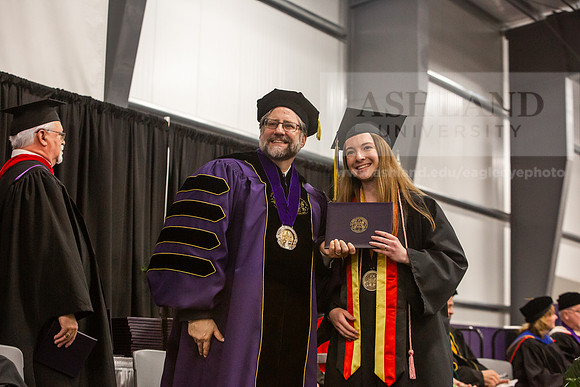 099SpGradBachelorScience0525JH6Q8B9113