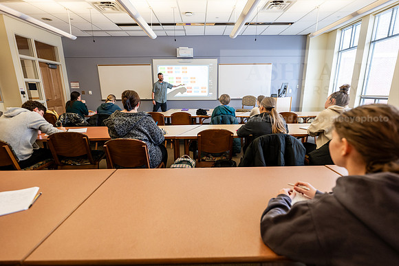PsychologyClassChartier0226AWB_6771