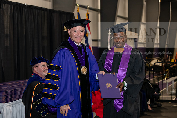 002SPGraduate0523ALW_2282