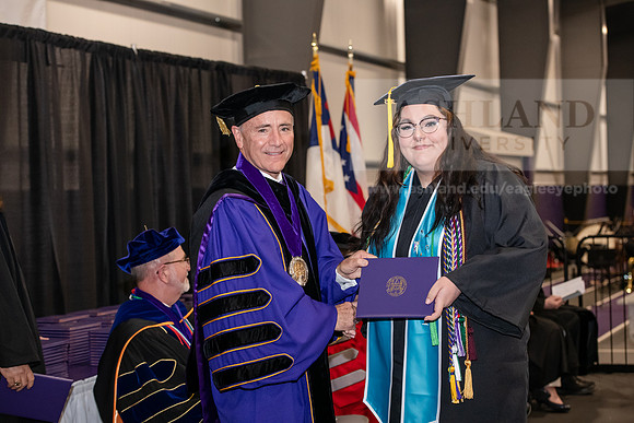 056SPGraduate0523ALW_2650