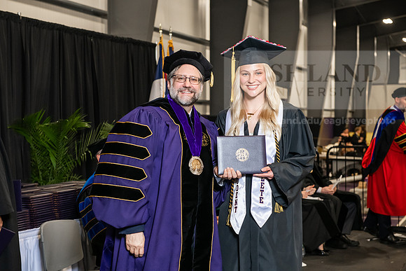060SPGradBachelorScience0525AWB_3823