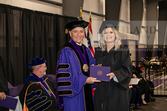 081SPGraduate0523ALW_3044