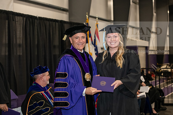 142SPGraduate0523ALW_3083