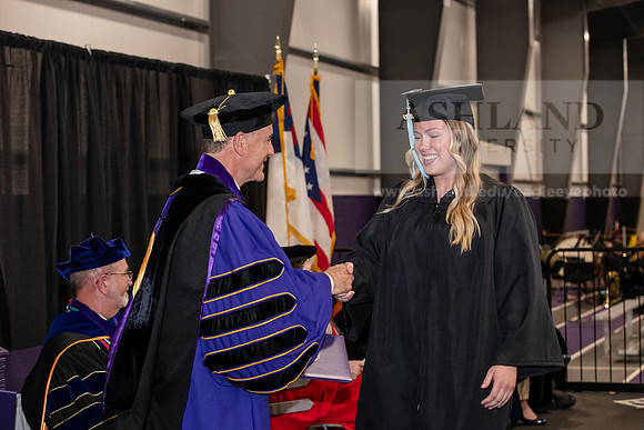140SPGraduate0523ALW_3081