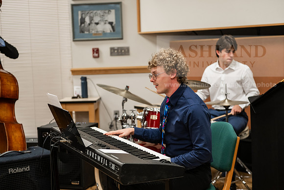 JazzatheNest1026AWB_7171