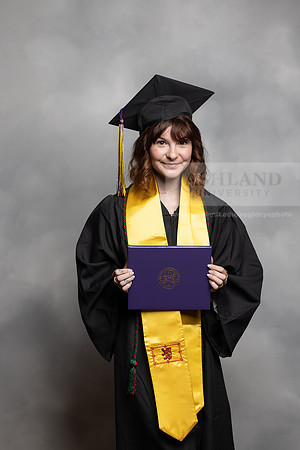 237SPGraduate0523CCP10003